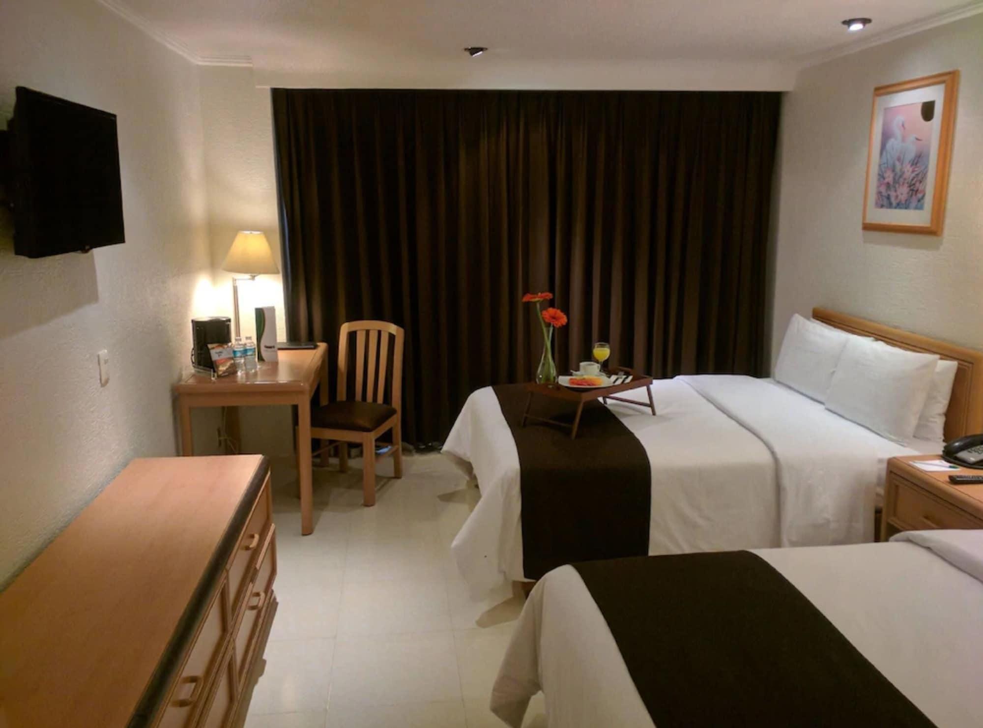 Hotel Pf Kota Meksiko Bagian luar foto